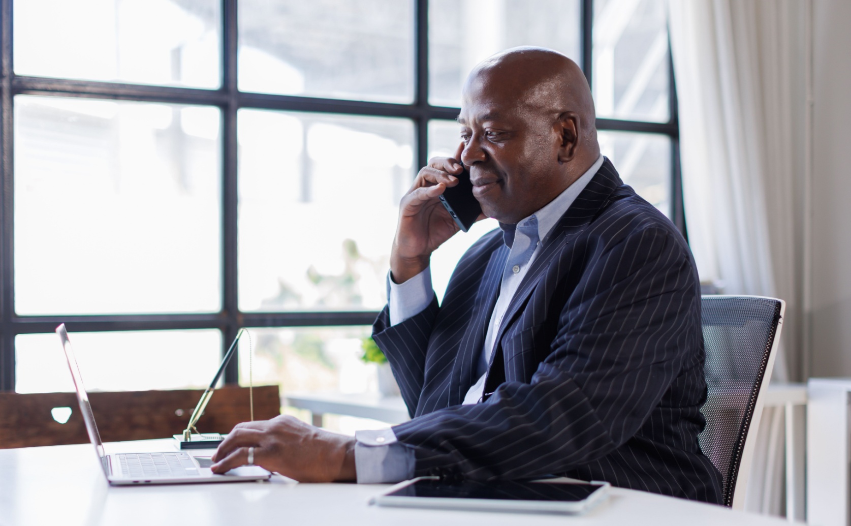 how do government tenders work?